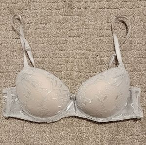 Silver maximum pushup bra
